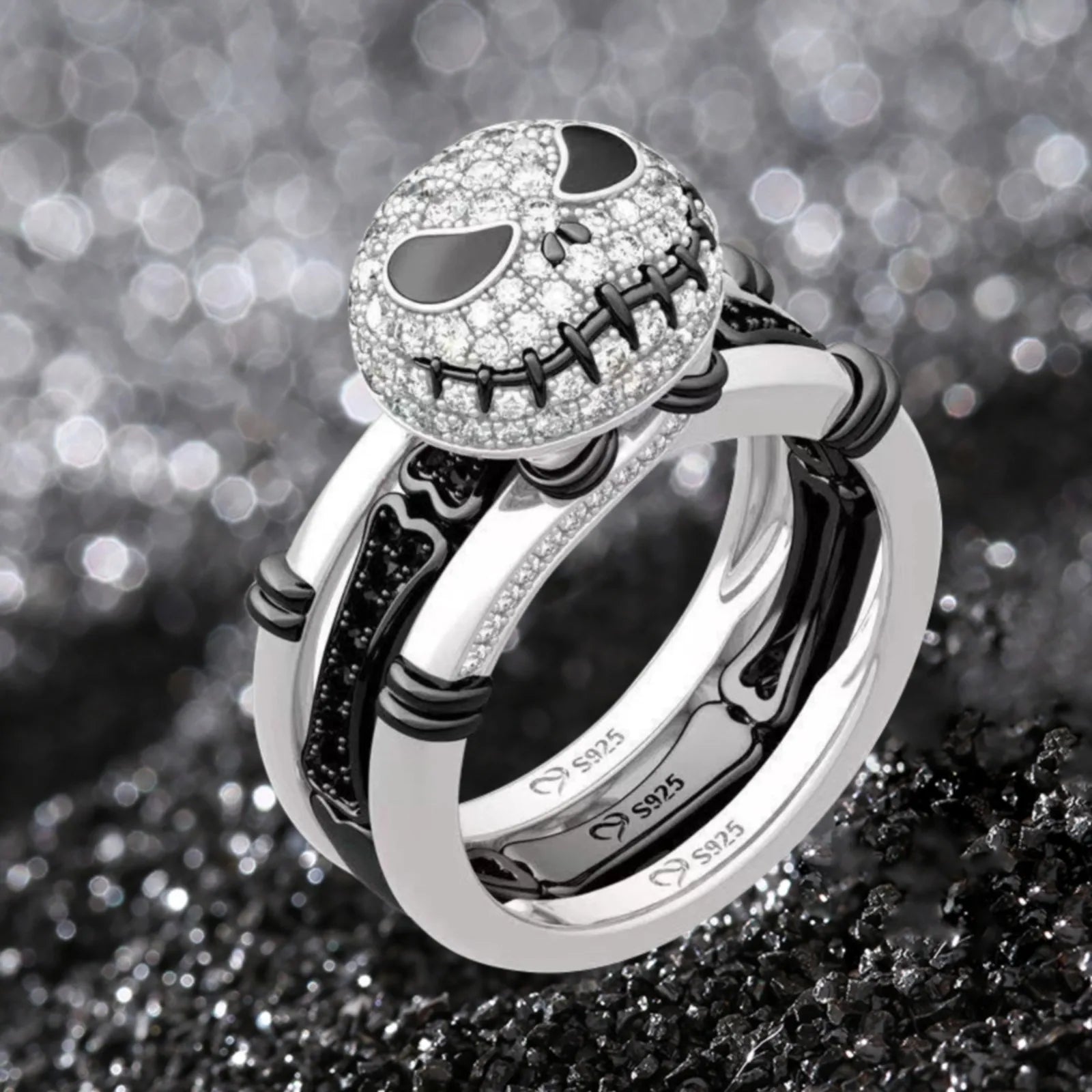 VNSPORT Halloween Style Black And White Zircon Rings For Men And Women